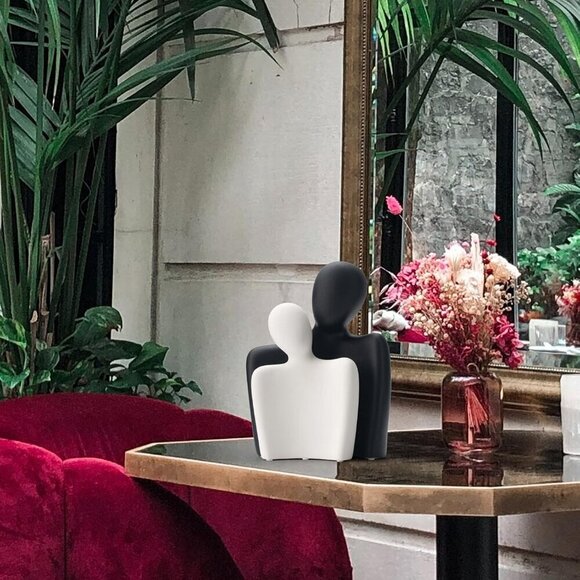 Ceramic Couple Statues for Home Décor Hugging Couple Figurines Office Décor - Picture 12 of 13